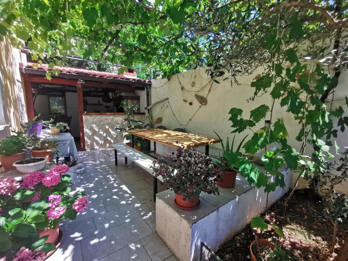 Apartman Nekic Cres Buitenkant foto